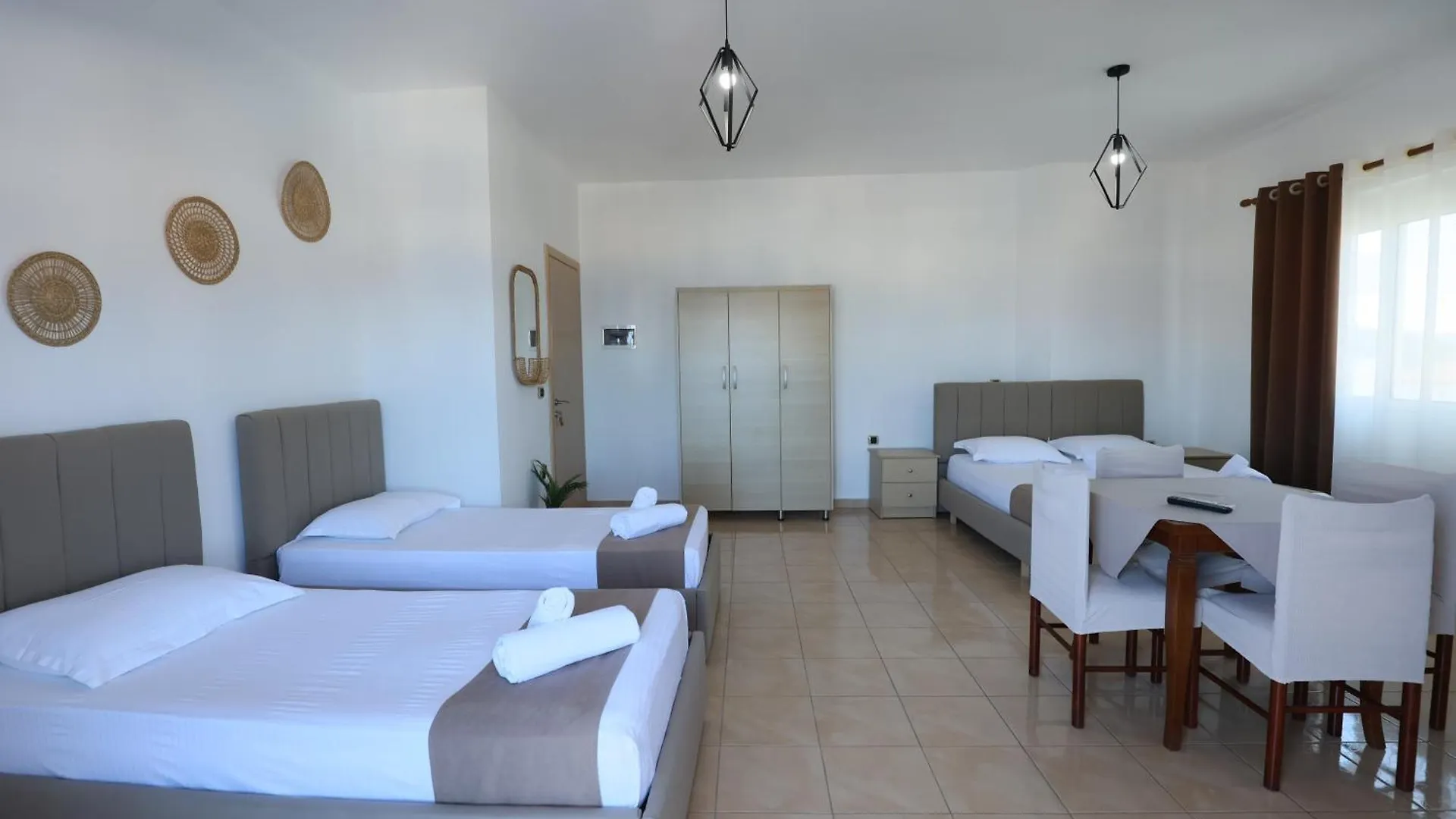 Michelle Apartments Ksamil